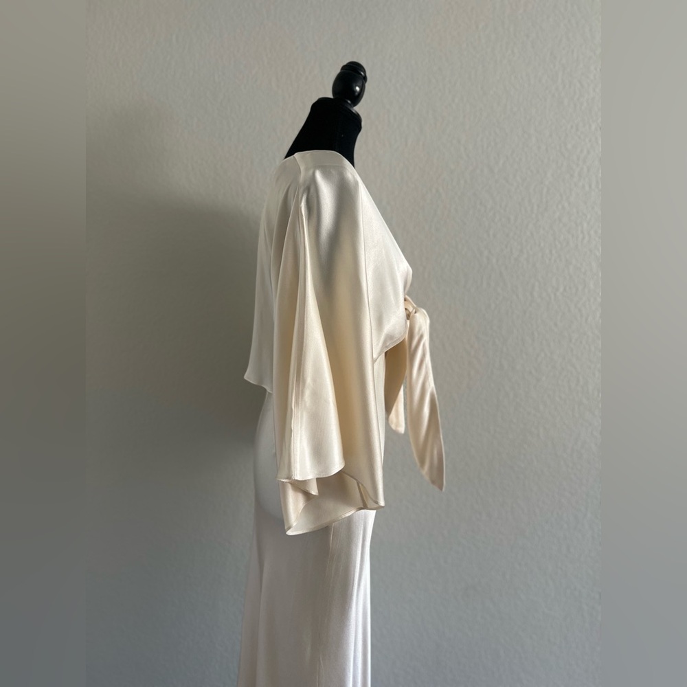 Shona Joy Elegant Cream Tie-Front Midi Dress - Picture 8 of 16